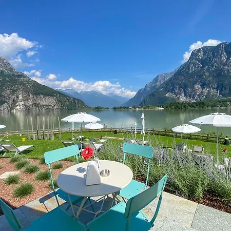 Emotion Mit Terrasse Am Apartment Dascio
