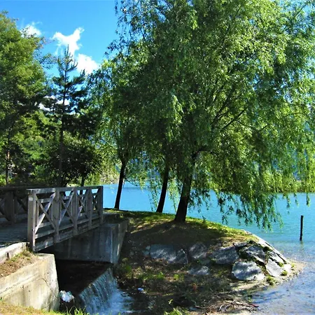Emotion Mit Terrasse Am Apartment Dascio
